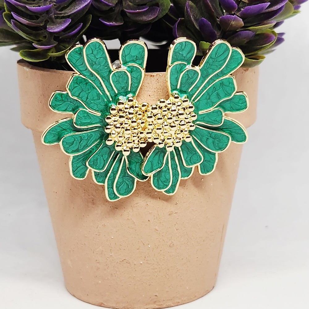 Green Enamel Flower Stud Earrings Gold Tone Oversized Floral Statement‎ Jewelry